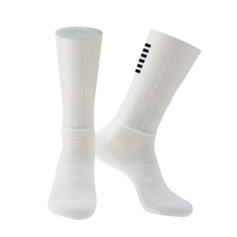 Breathable athletic socks for cycling and running in six colour options