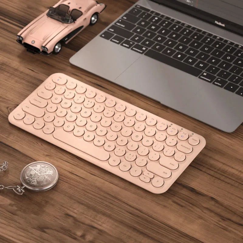 Ultra-thin wireless keyboard and mouse set with USB receiver in white colour option