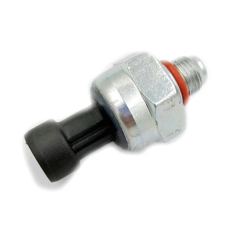 Ford F6TZ-9F838-A pressure sensor with connecting line for F4 and F6 common rail engines.