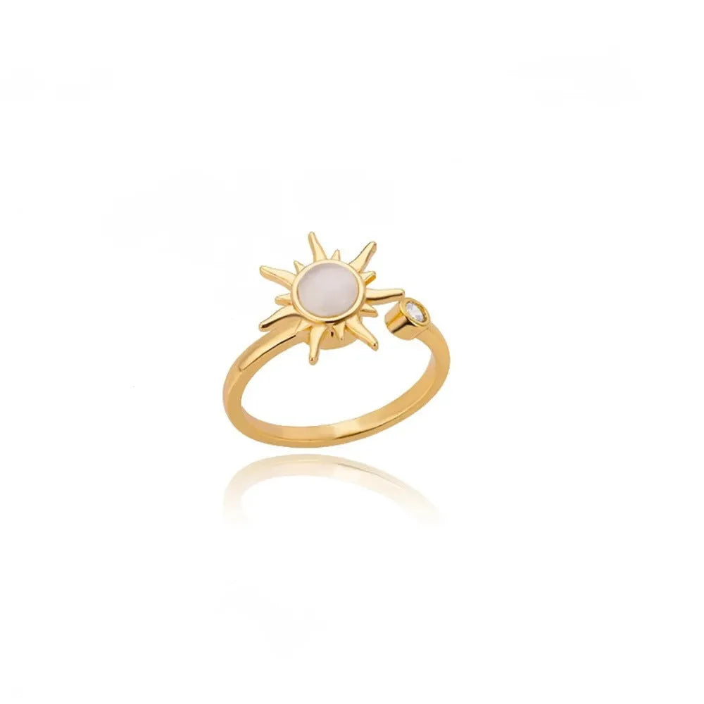 Women's adjustable rotatable decompression ring in gold geometric design