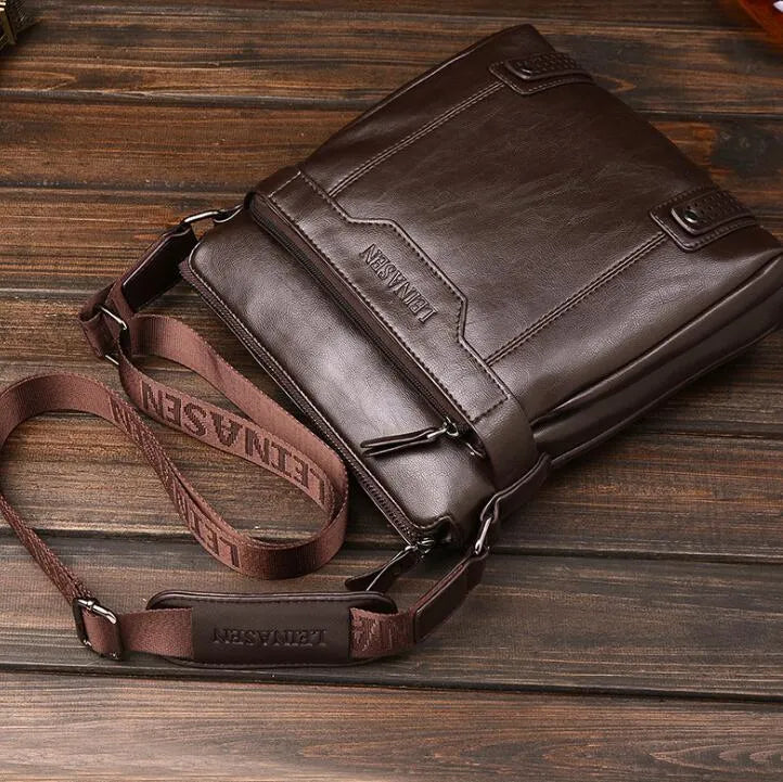 Men messenger bag soft shoulder bag with zipper closure in black colour
