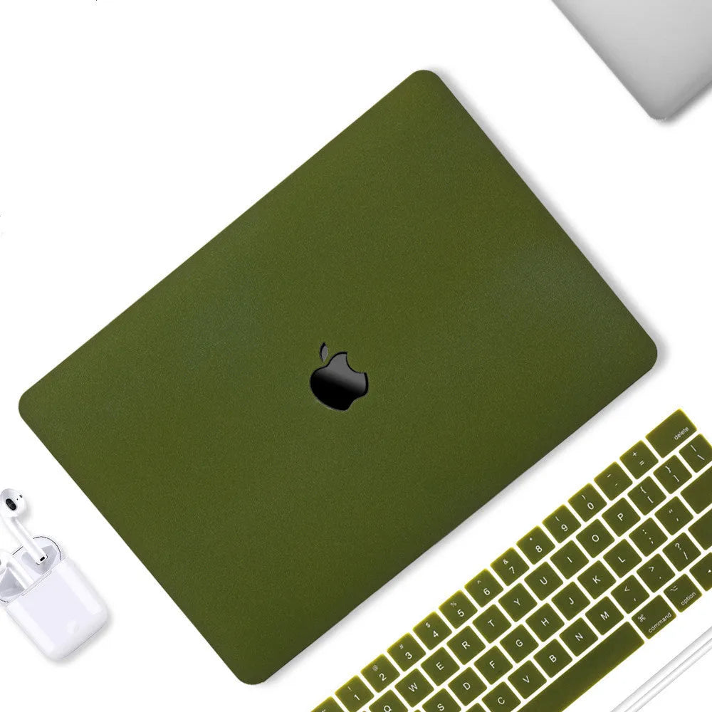 Compatible MacBook Pro protective shell with thin design, mini buckle, and keyboard film in black