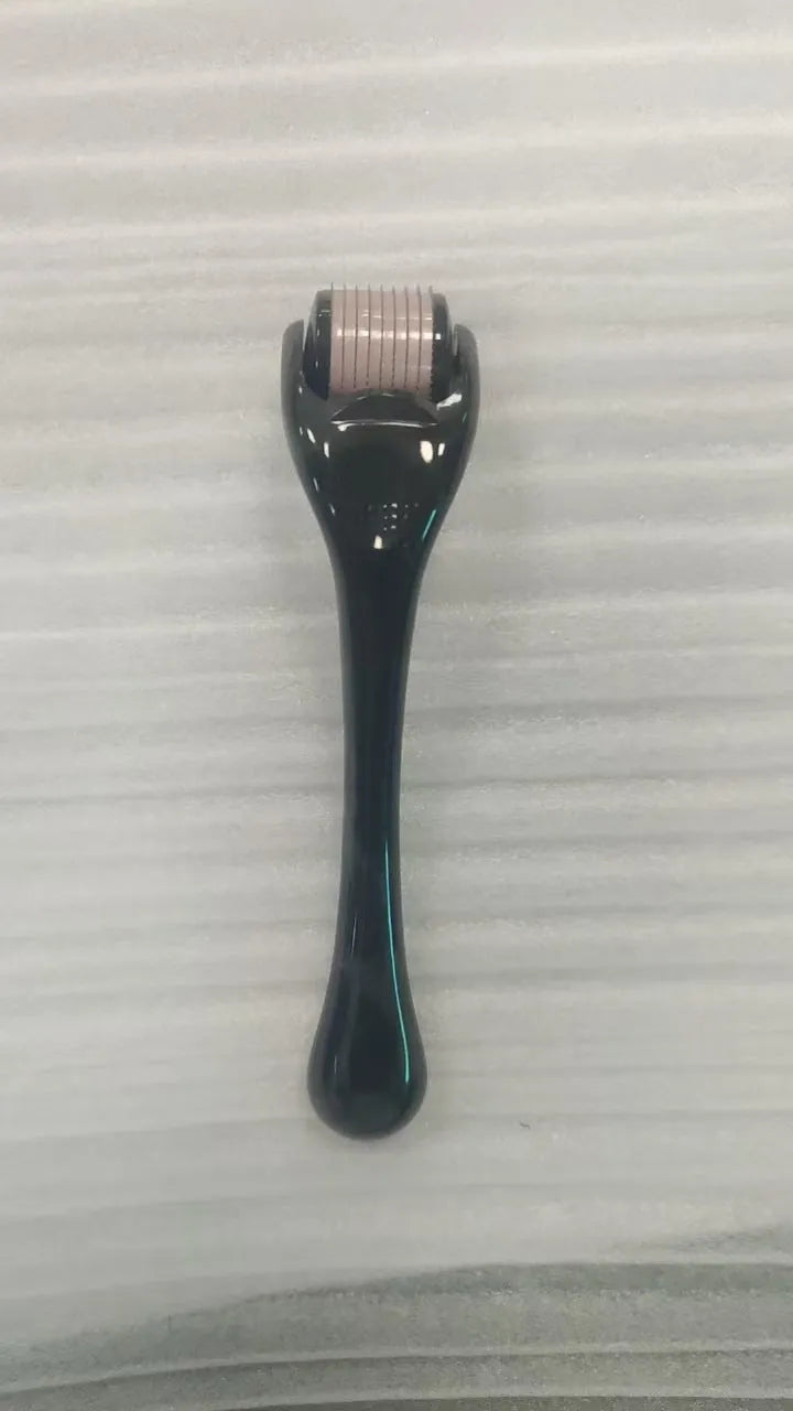 Professional mechanical micro needle derma roller showing colour variations and needle specifications