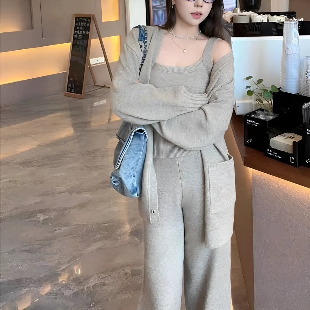 Women's knit cardigan vest suspender pants three-piece set in wool blend fabric