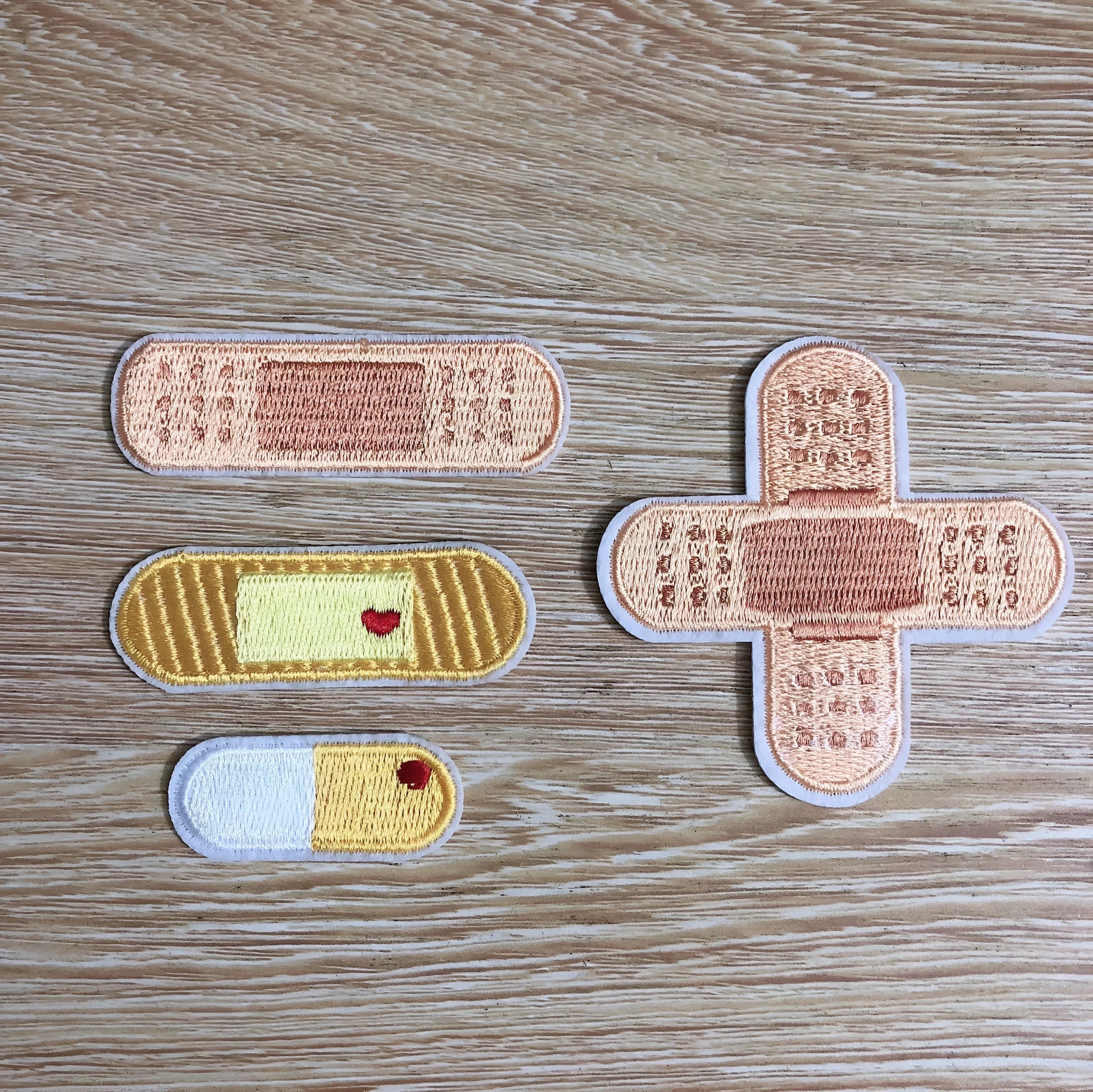 10-piece pack of full embroidered computer embroidery patches for clothing decoration