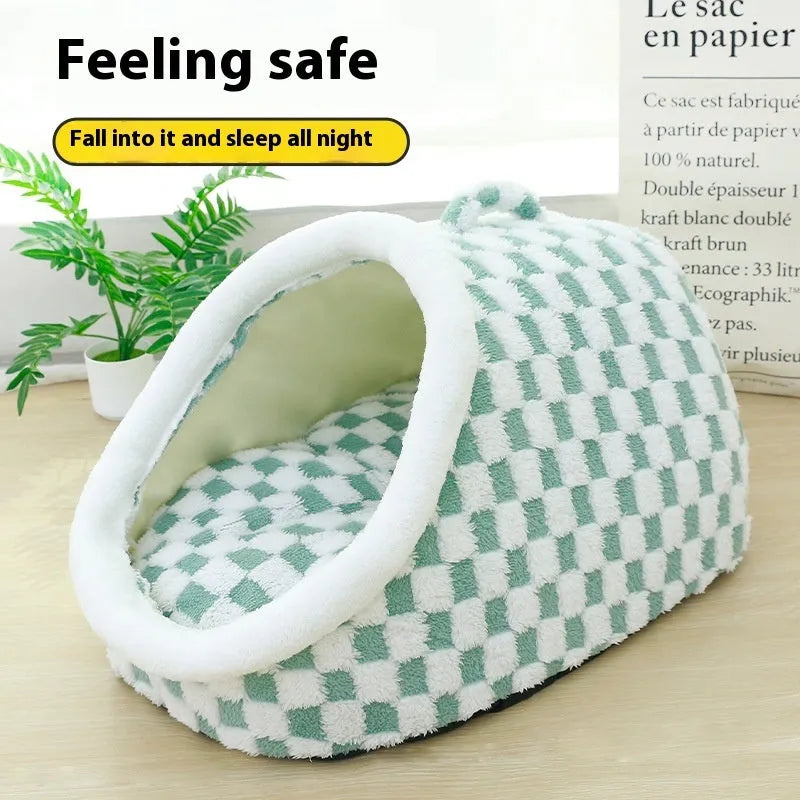 Four Seasons semi-enclosed dog bed in chessboard yellow, cloth material, 42x30x25cm size, for indoor use