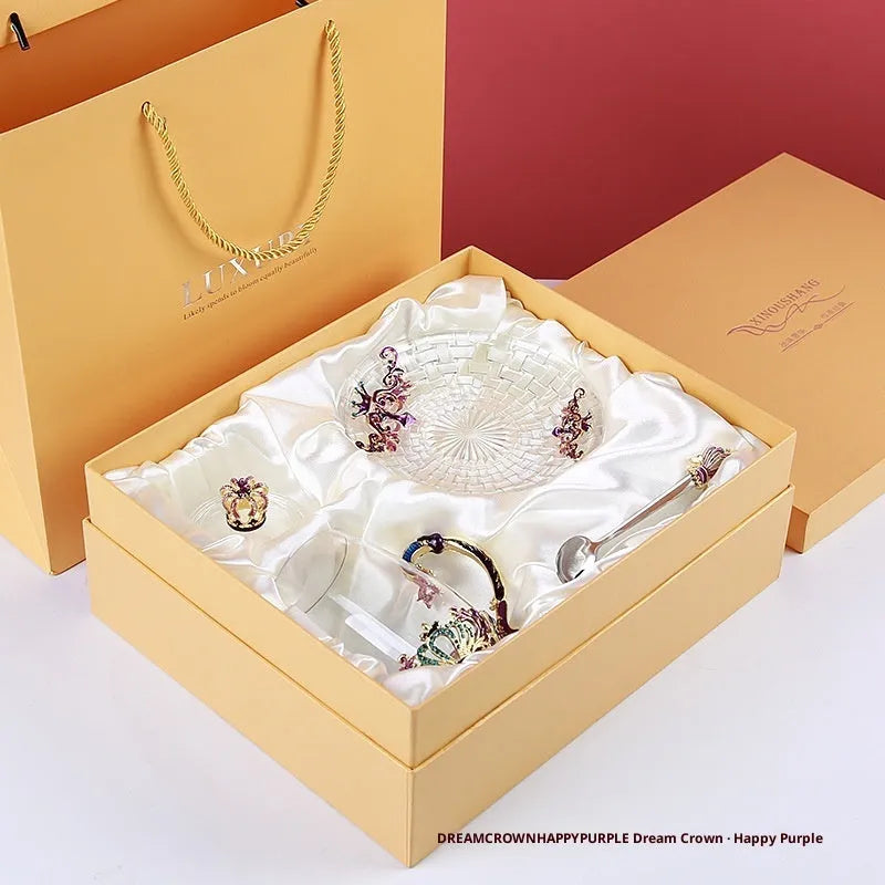 Round heat-resistant glass tea cup with enamel spoon, lid, and plate in solid colour, short cup style