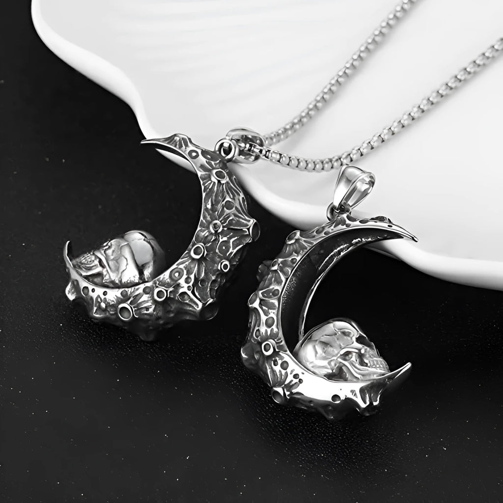 Men's stainless steel necklace with electroplated silver skull pendant in six design variations