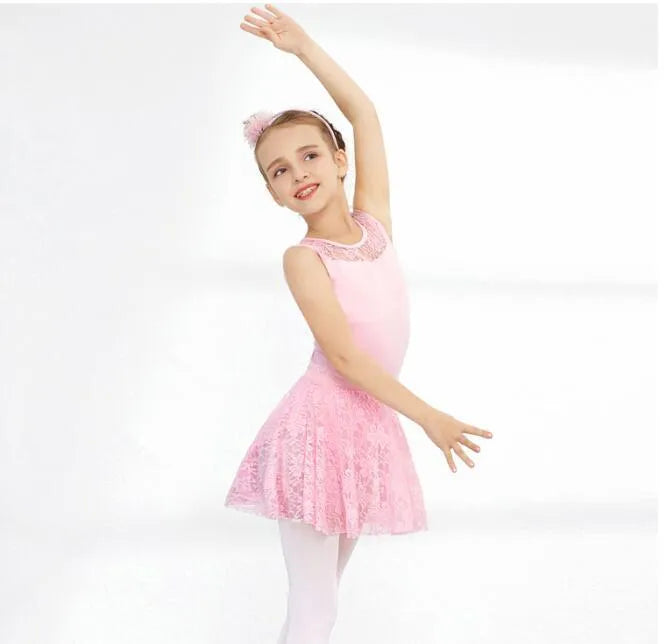 Girls short-sleeve ballet practice dress in Lycra cotton with lace and mesh trim, princess style, available in black