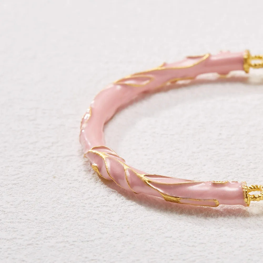 Half-life Liangyuan Lily jade half bracelet with sunstone material and geometric lily pattern