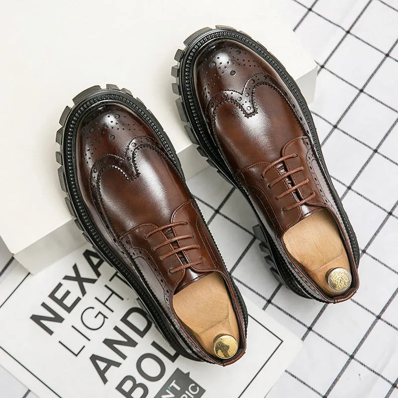 Men's black and brown business brogue shoes with round toe and artificial PU construction
