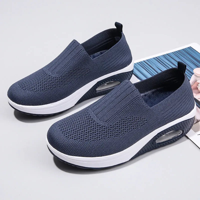 Women's artificial PU mesh running shoes with air cushion and mid-heel in various colours