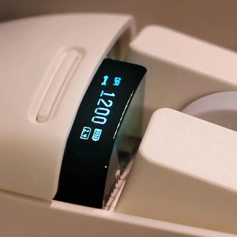 Xiaoqiao tofu colour wireless mouse showing seven buttons and scroll wheel