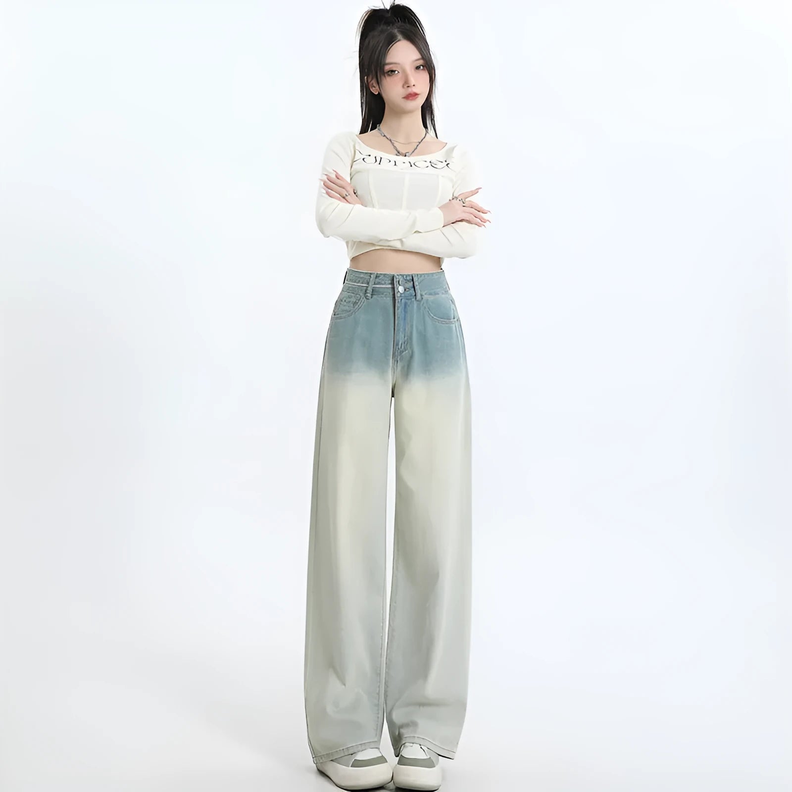 Women's gradient blue straight-leg denim trousers in cotton fabric