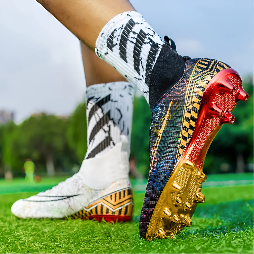 Men's high-top football trainers with gold-plated PVC soles and synthetic leather upper in multiple colours