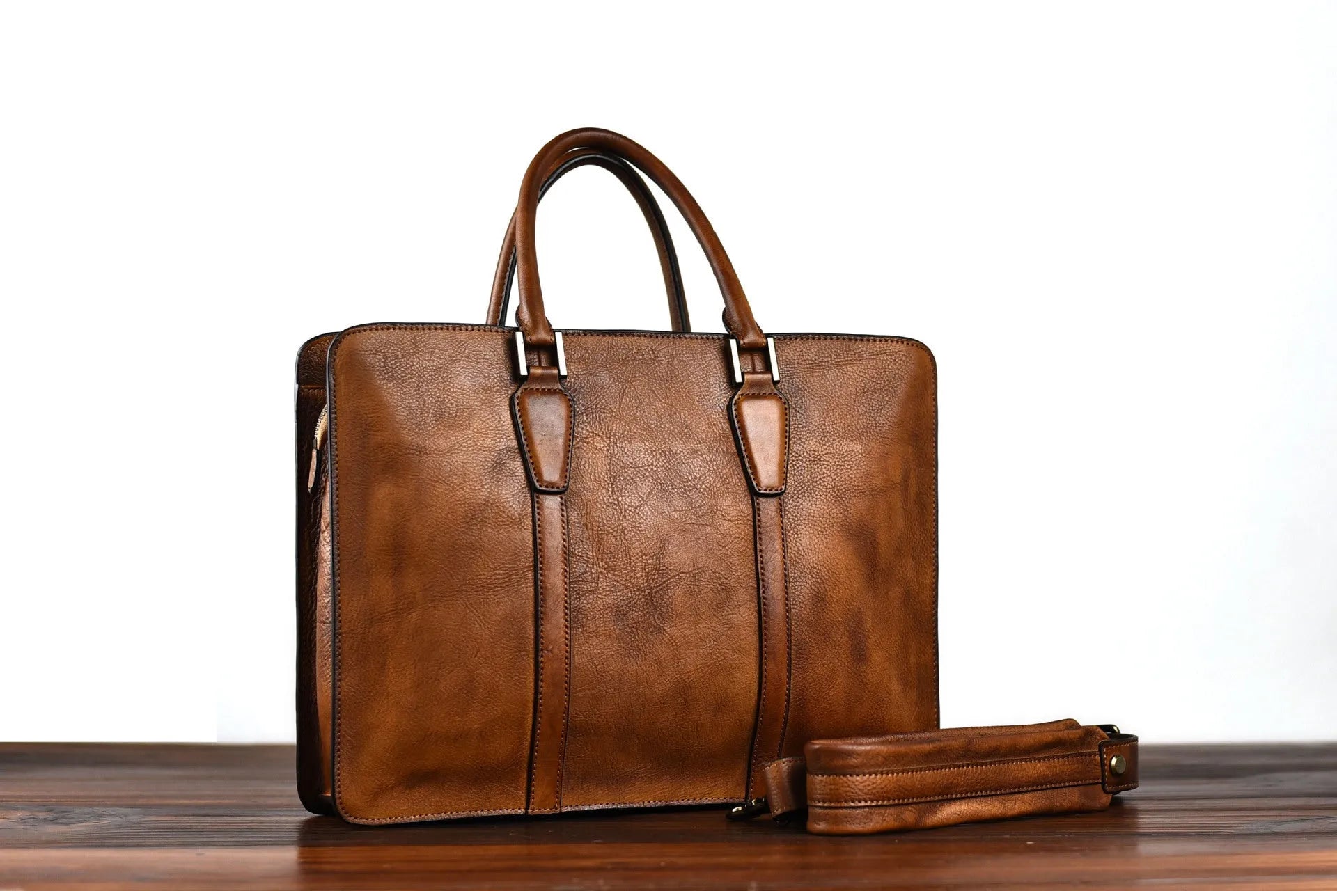 Men's 14-inch horizontal leather business handbag in khaki or black colour