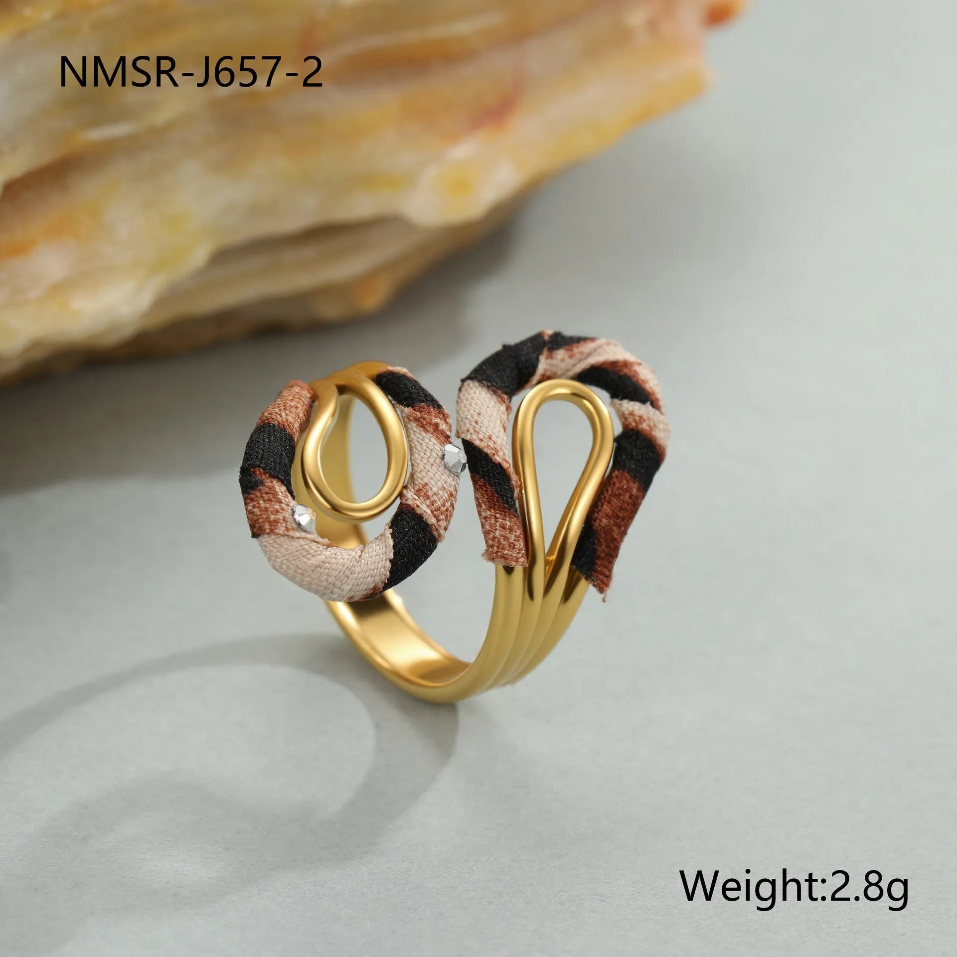 Stainless steel open mouth ring with leopard print design in adjustable free size
