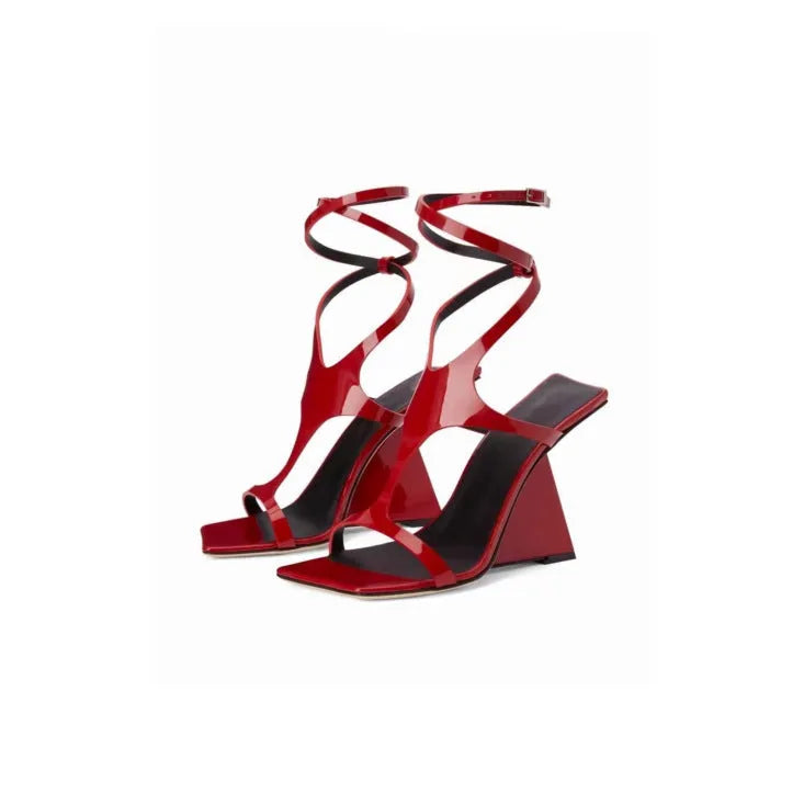 Women's black high heel sandals with square toe and 9.5cm heel