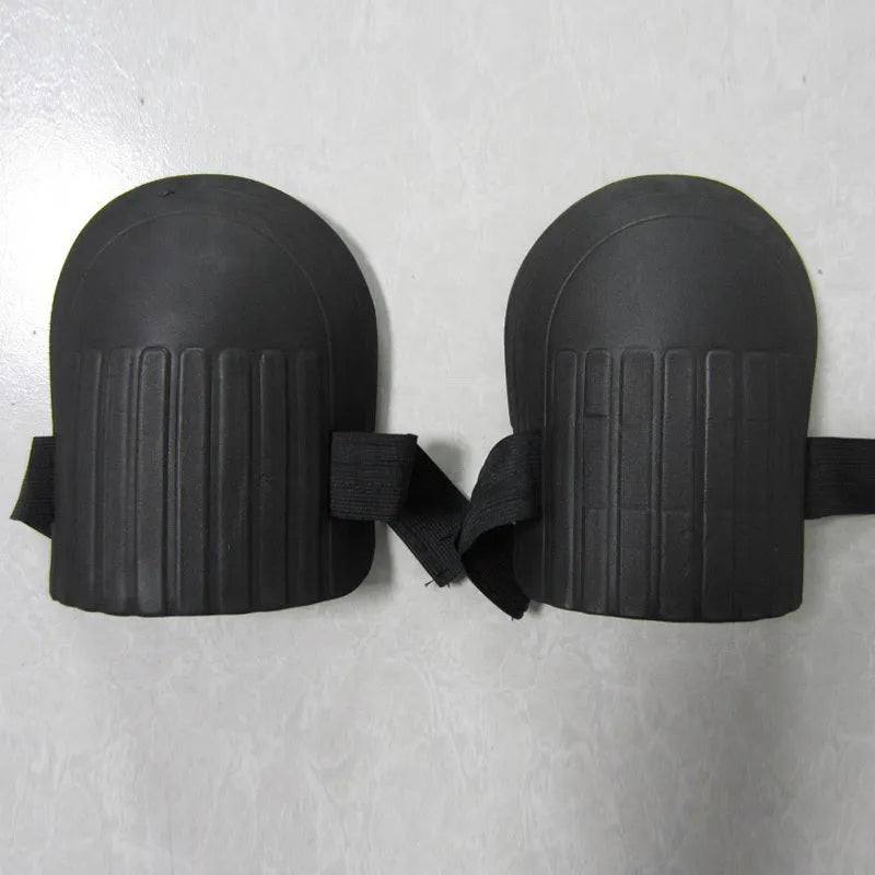 Pair of thick EVA foam knee pads in army green colour for garden work protection.