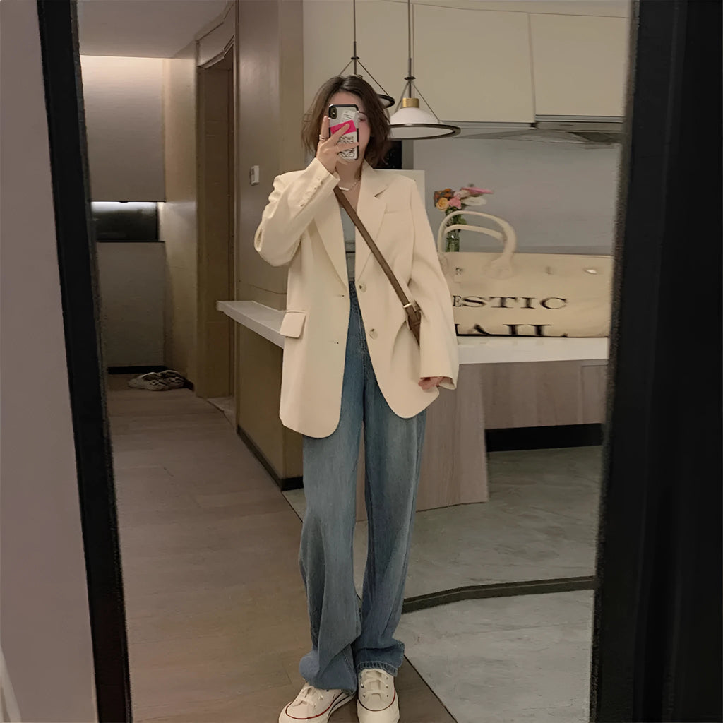 Korean style solid colour suit jacket with regular long sleeves and pocket detailing