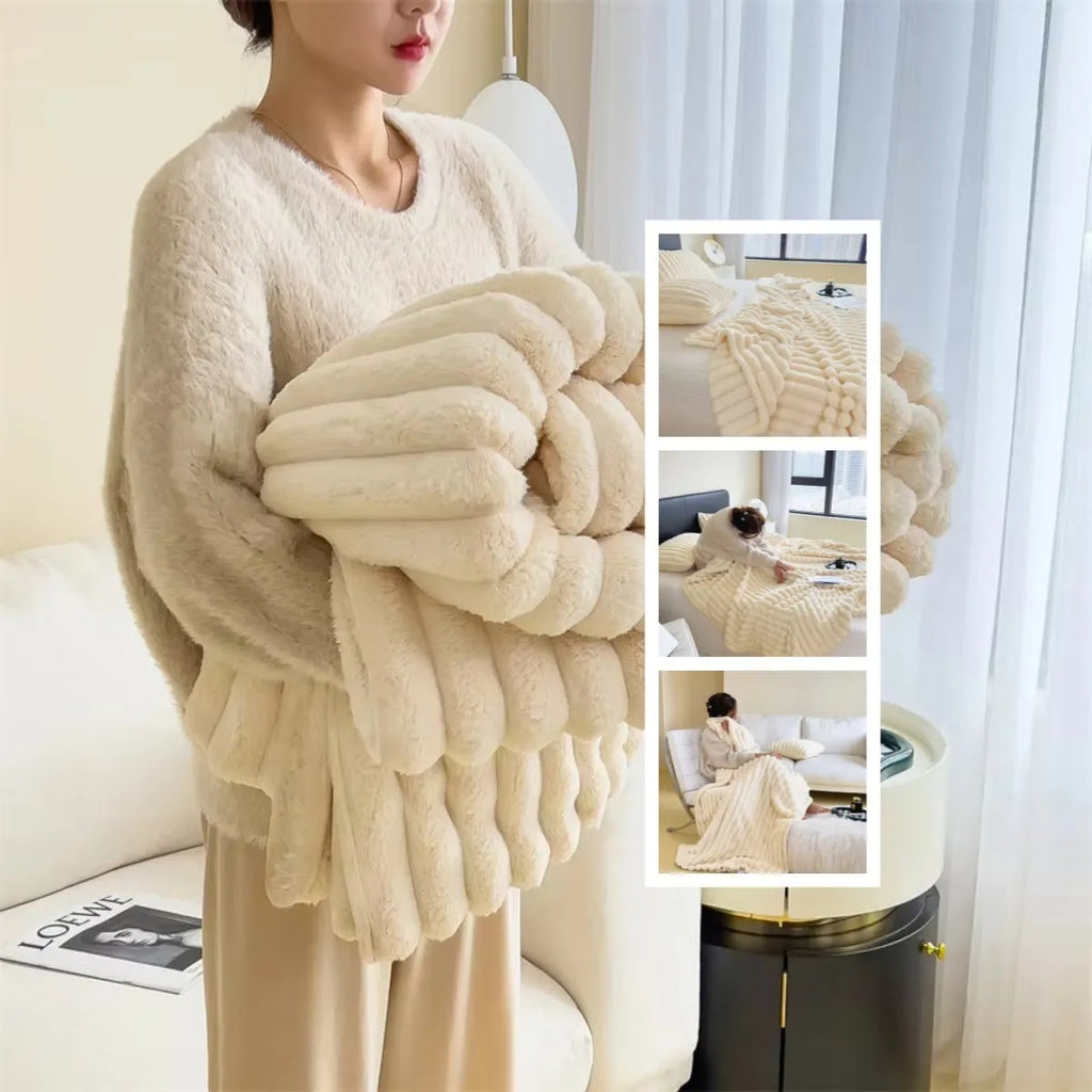 Soft Wind bubble velvet faux rabbit fur blanket showing double-sided thickening in a solid colour.