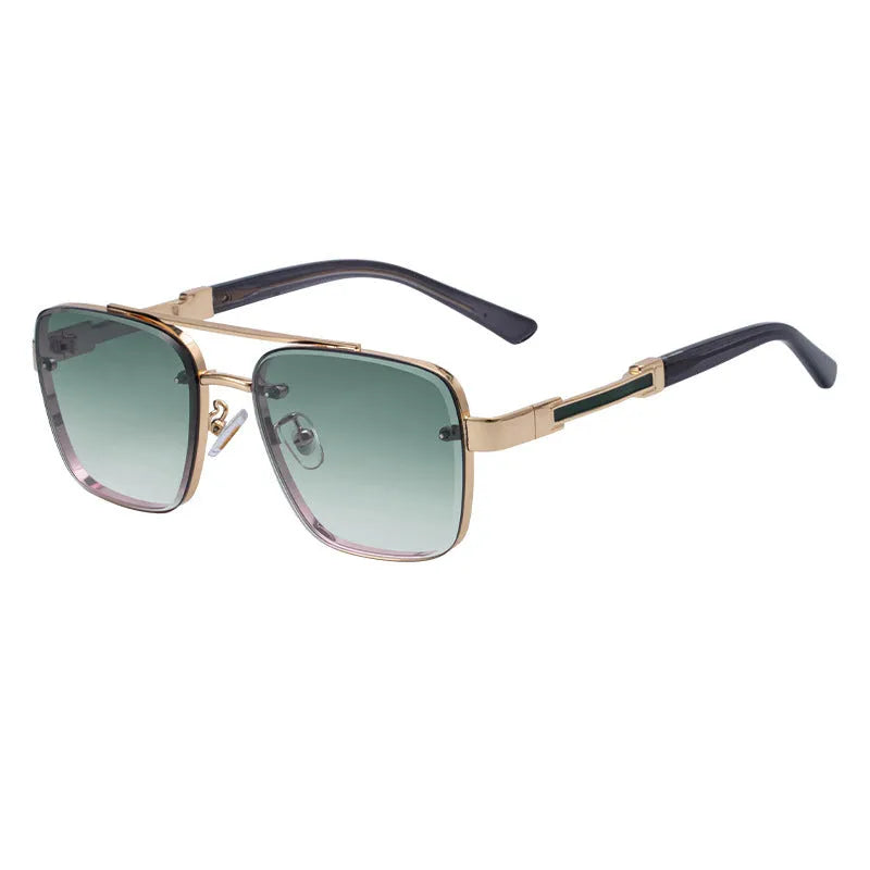 Men's vintage sunglasses with gold frame and gradient lenses for UV protection