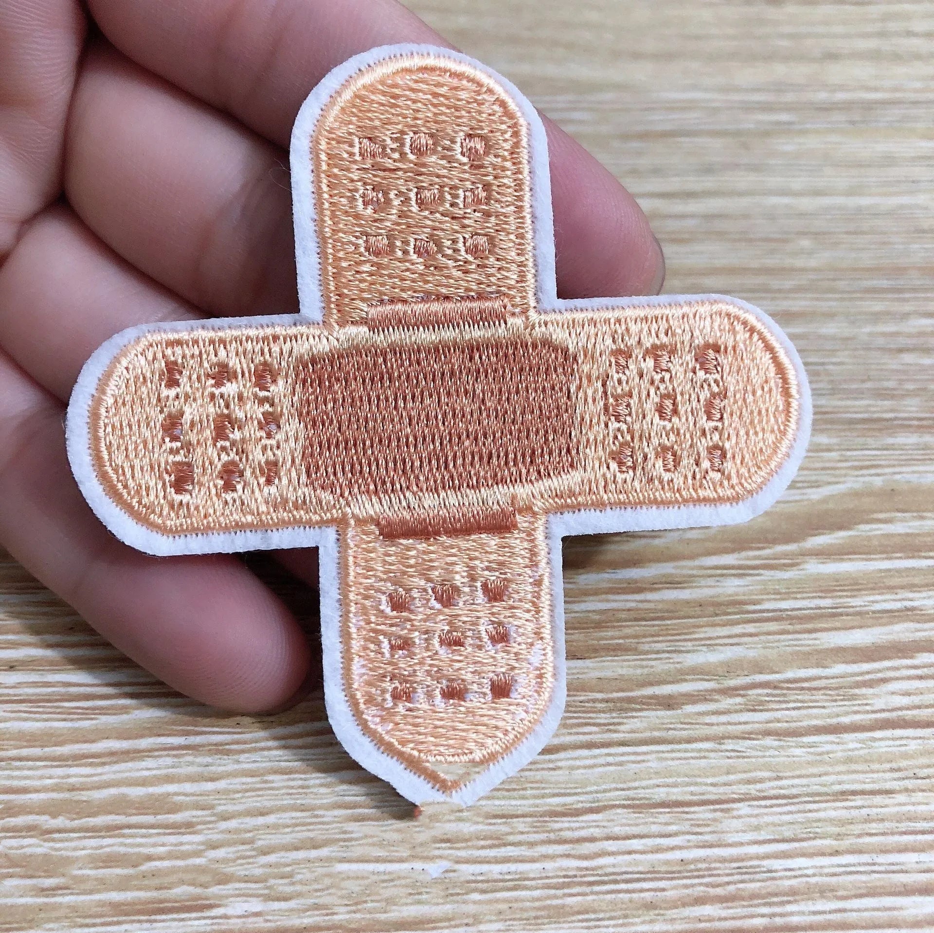 10-piece pack of full embroidered computer embroidery patches for clothing decoration