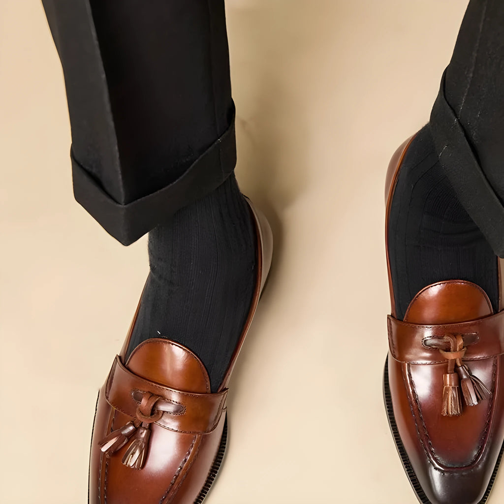 Men's polished leather tassel loafers in black and coffee colours with rubber sole