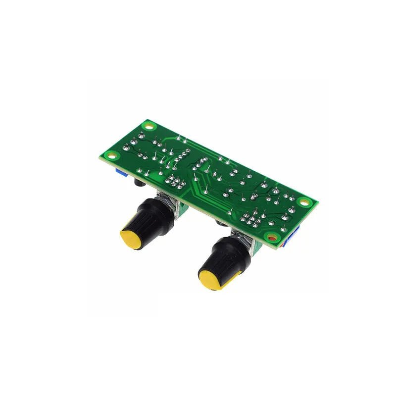 Single power supply 10-24V super dynamic bass boost front stage board for car audio systems