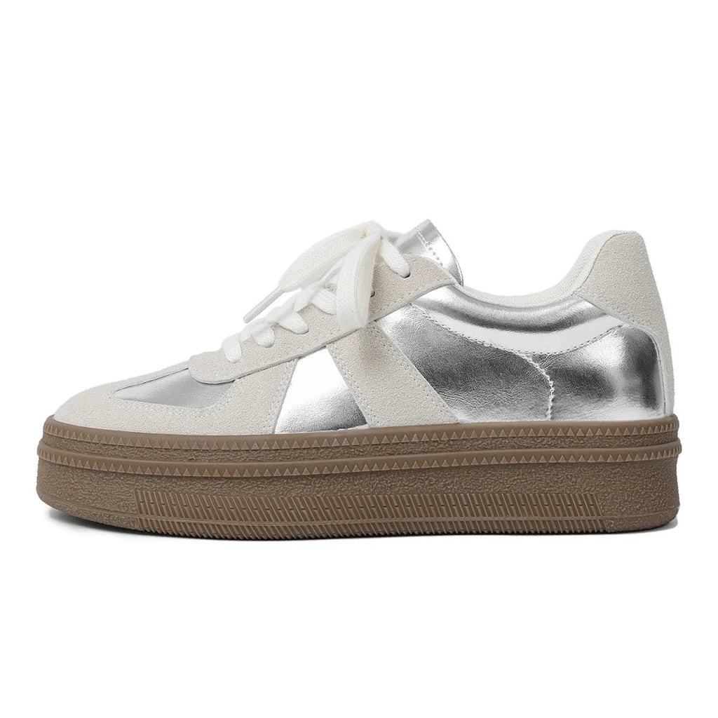 Retro round toe casual sports trainers in milky white with cross straps and lace-up front