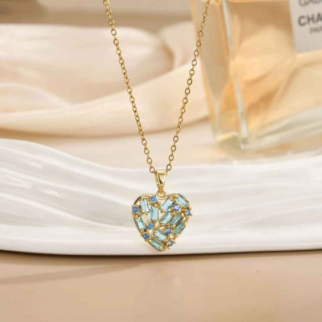 Heart-shaped copper pendant necklace with zircon, gold blue finish, O-ring chain, women's jewellery