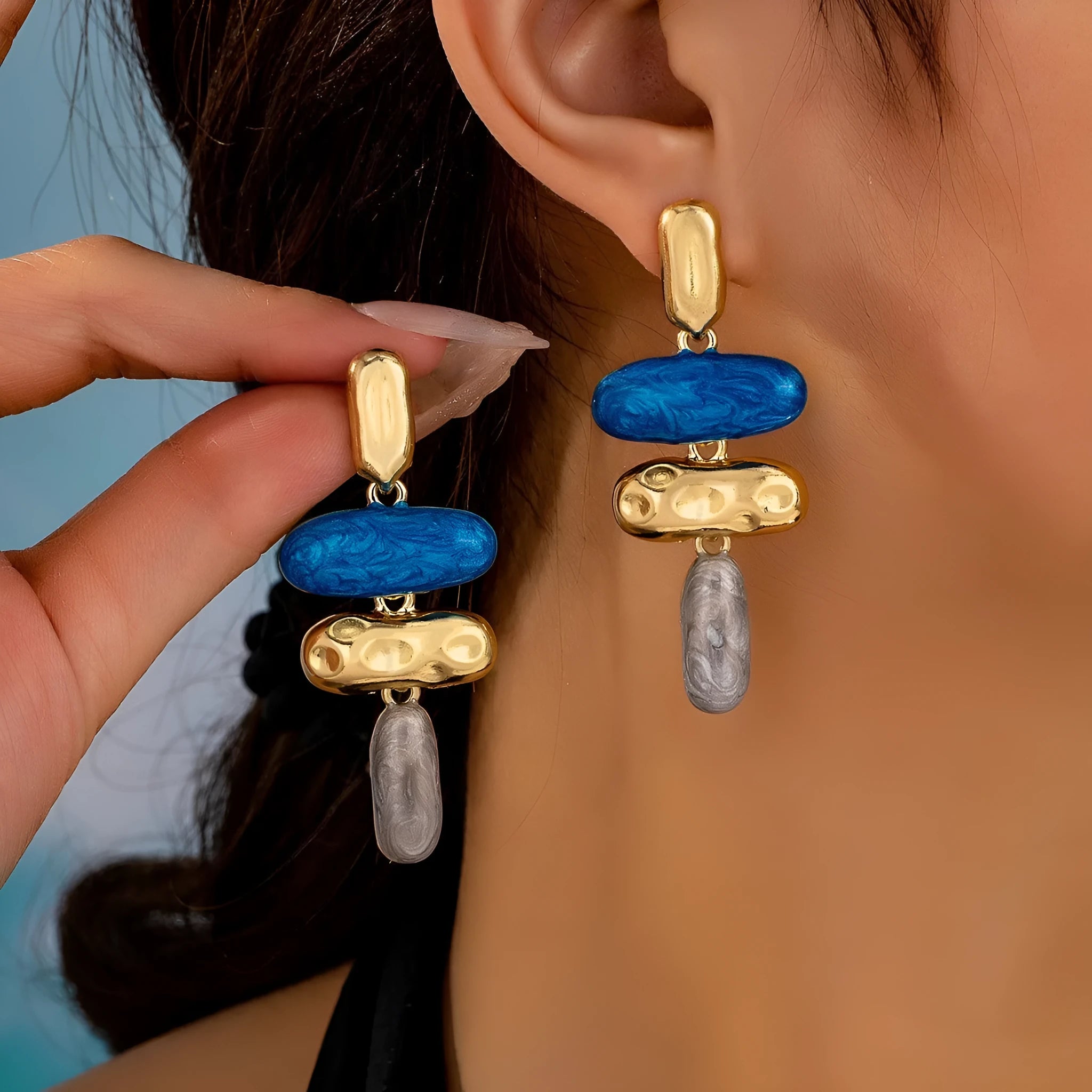 Geometric multicolour stud earrings with electroplated finish on zinc alloy