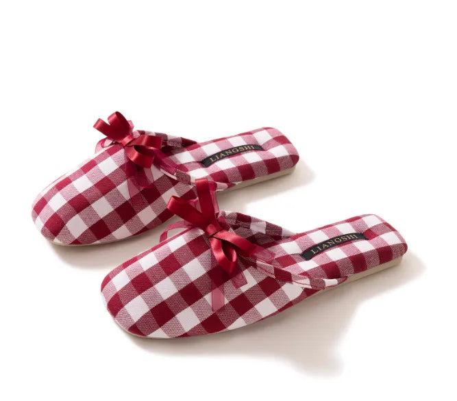 Sweet Ins style ribbon bow cotton cloth flat heel non-slip slippers in black and white
