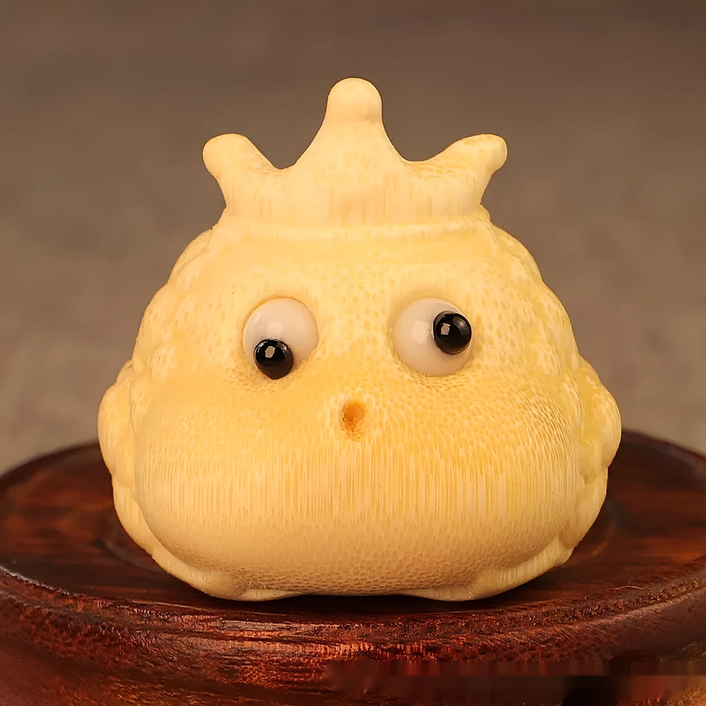 Solid bamboo carving ornament depicting crown princess toad with live eyes in cute style