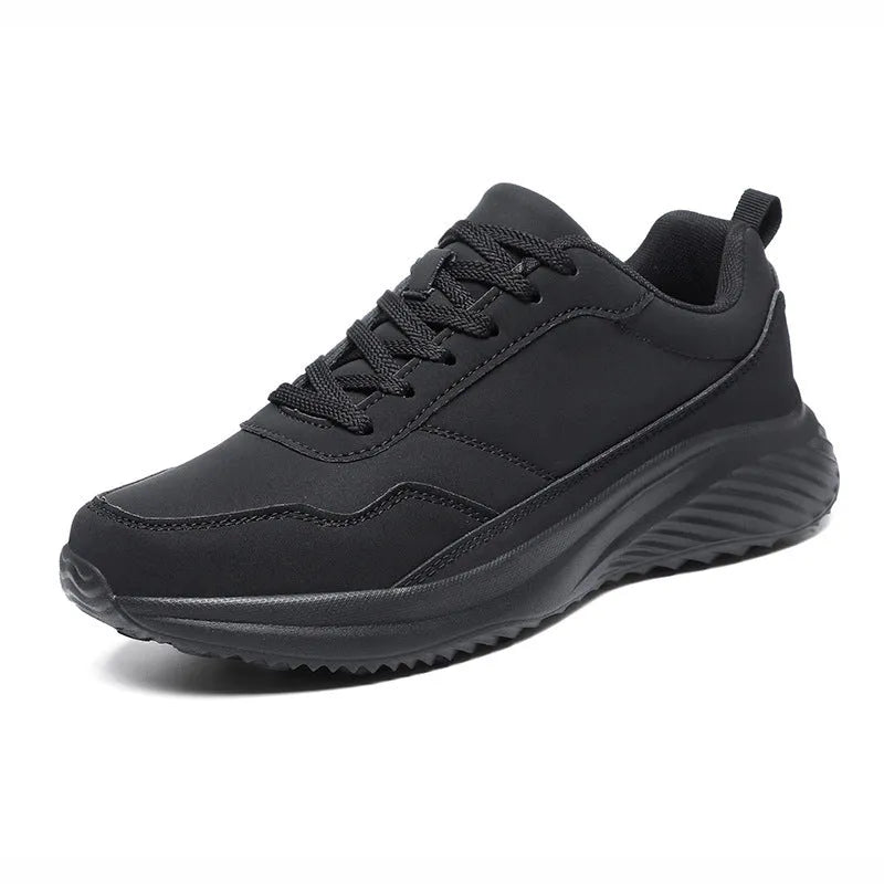 Men's casual running shoes black with mesh lining and EVA sole lace-up design
