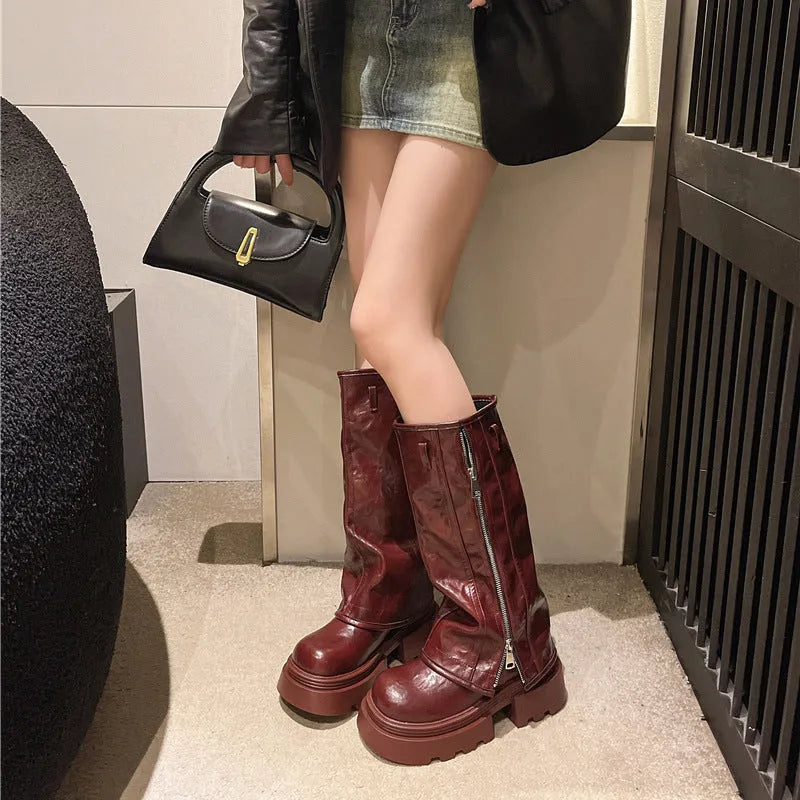 Women's black platform muffin pants Martin boots with a square heel and high cylinder sock design.