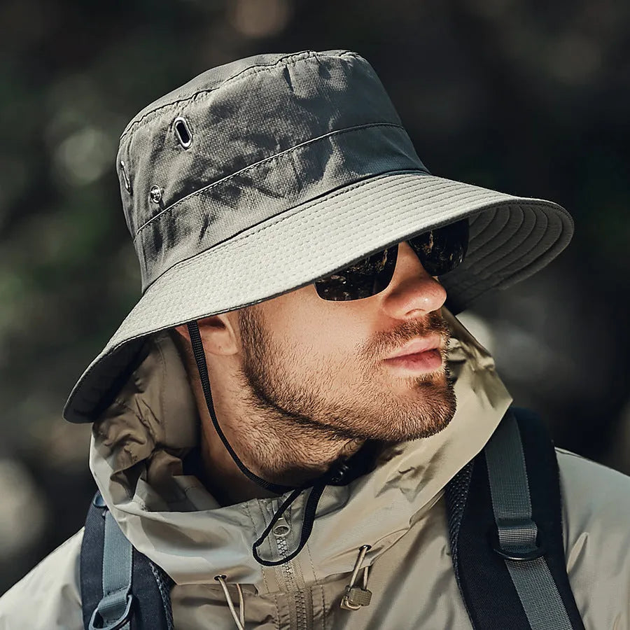 Men's big brim sun hat in khaki colour with dome crown and breathable polyester fabric