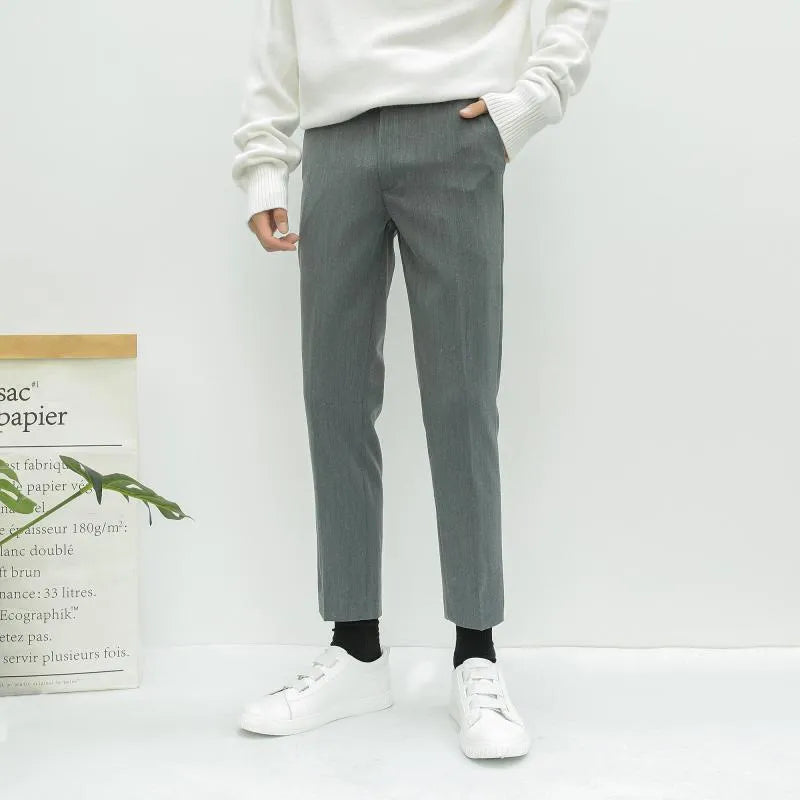 Men's straight-leg cotton trousers in khaki with drawstring waist, Korean-style fold craft, available in sizes 28-34