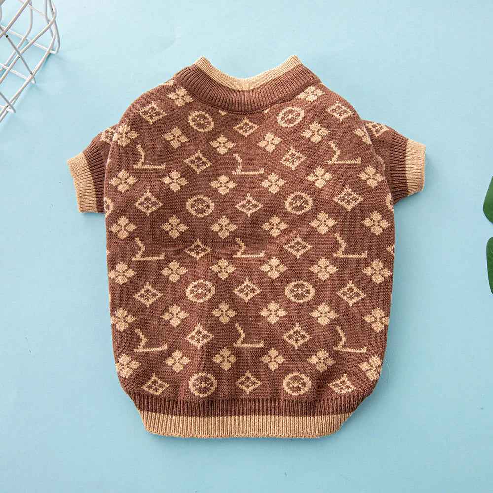 Wool dog sweater in European and American style for autumn and winter wear