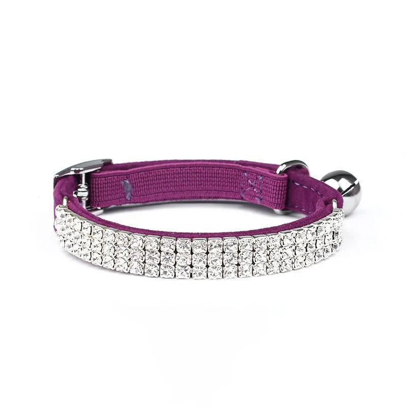 Rhinestone-studded suede velvet cat collar adjustable between 20-30 cm