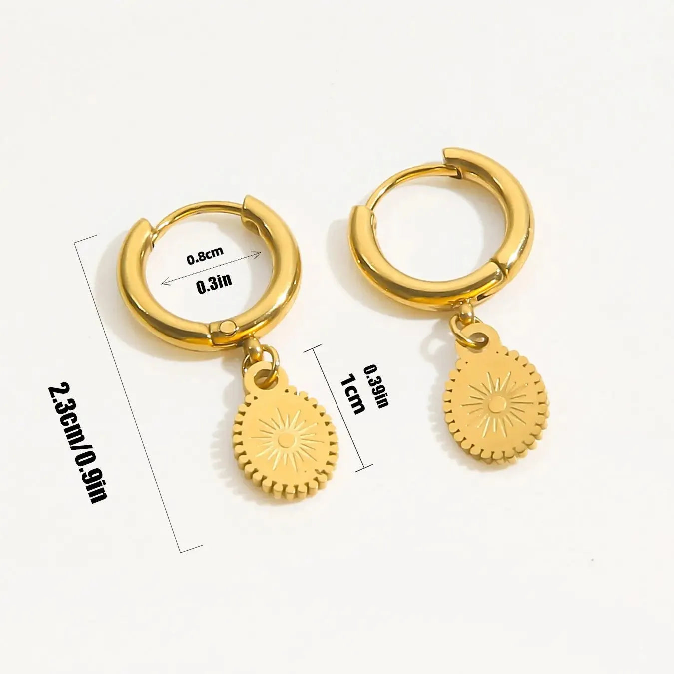 A pair of women's stainless steel geometric ellipse ear studs in colour XY-EH005.