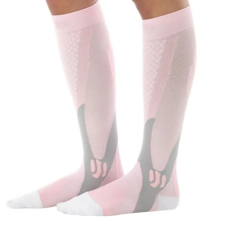 Graduated compression socks in black, shown with size guide for S/M, L/XL, and XXL.