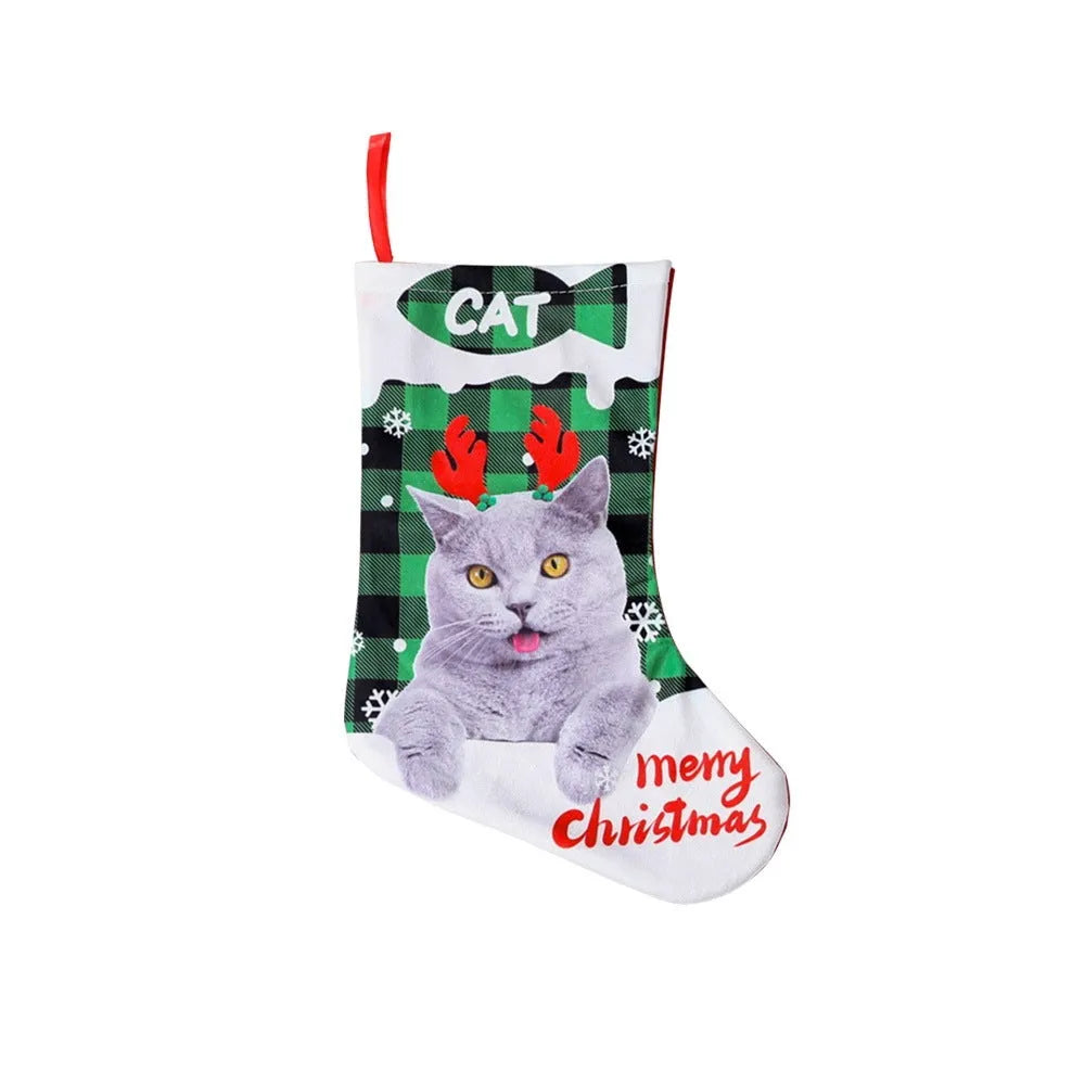 Cloth Christmas decoration with plaid puppy design measuring 26x36cm
