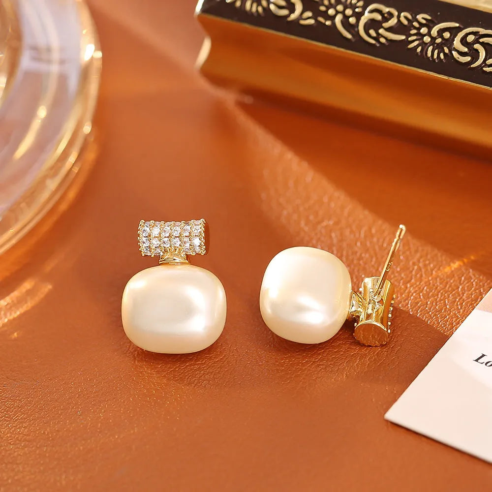 Cube sugar pearl necklace and stud earrings set on a woman, real gold plated copper, imitation pearls, adjustable chain 41-50cm