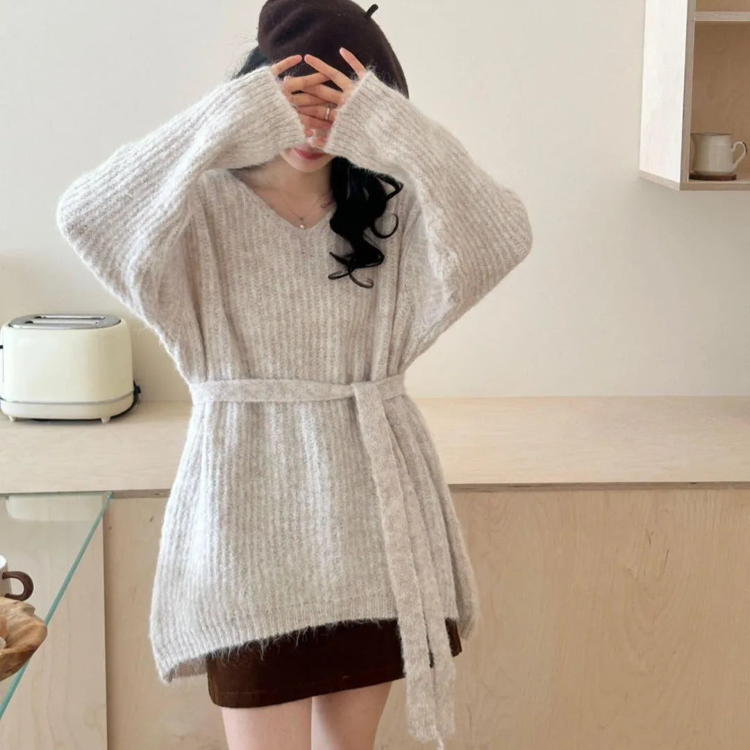 V-neck halter ribbon loose mid-length pullover sweater in polyester for women