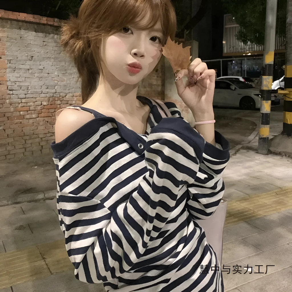 Dark blue Korean-style oversized women's long-sleeved T-shirt with embroidery and stripes