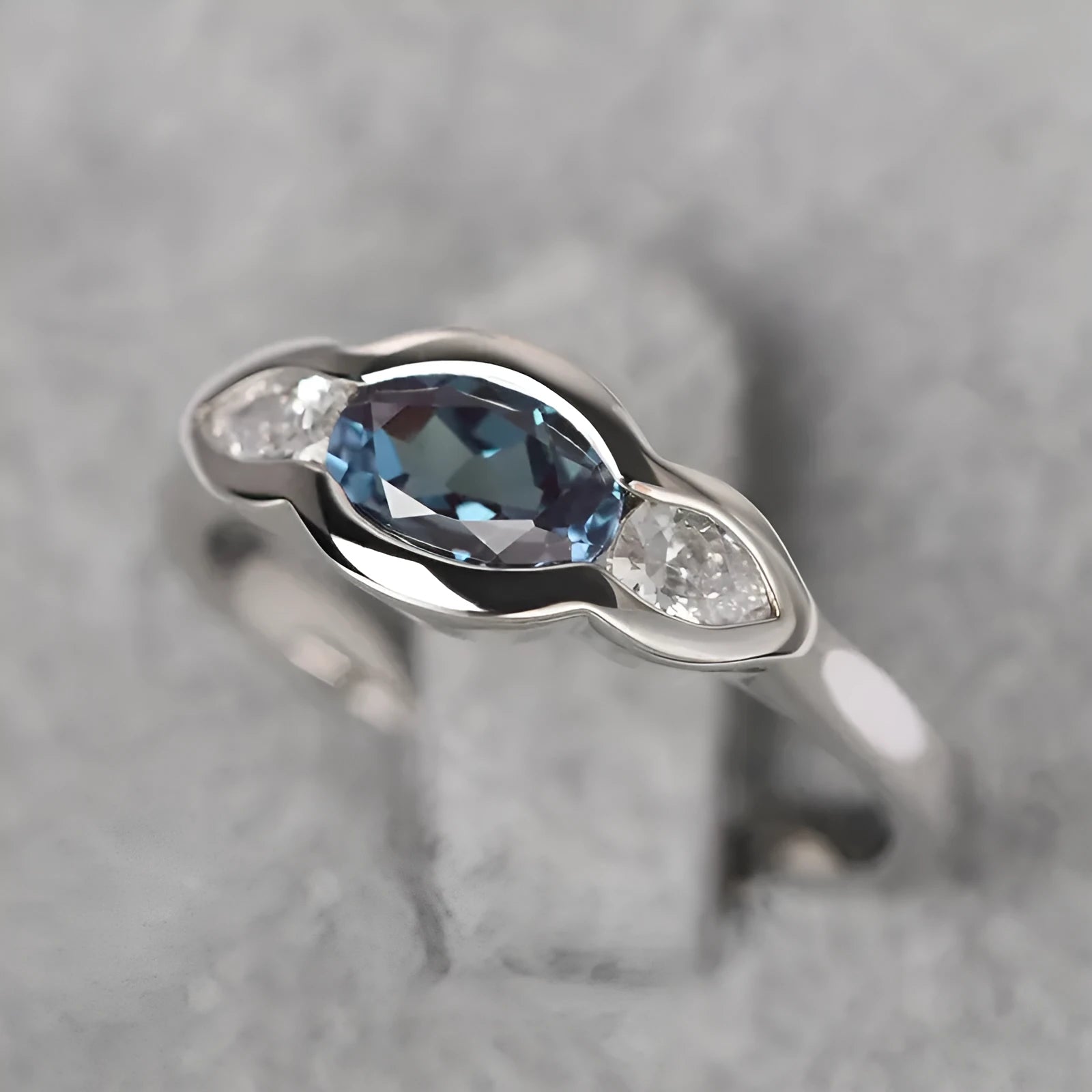 Women's geometric ellipse fashion ring with zircon stones and white gold plating