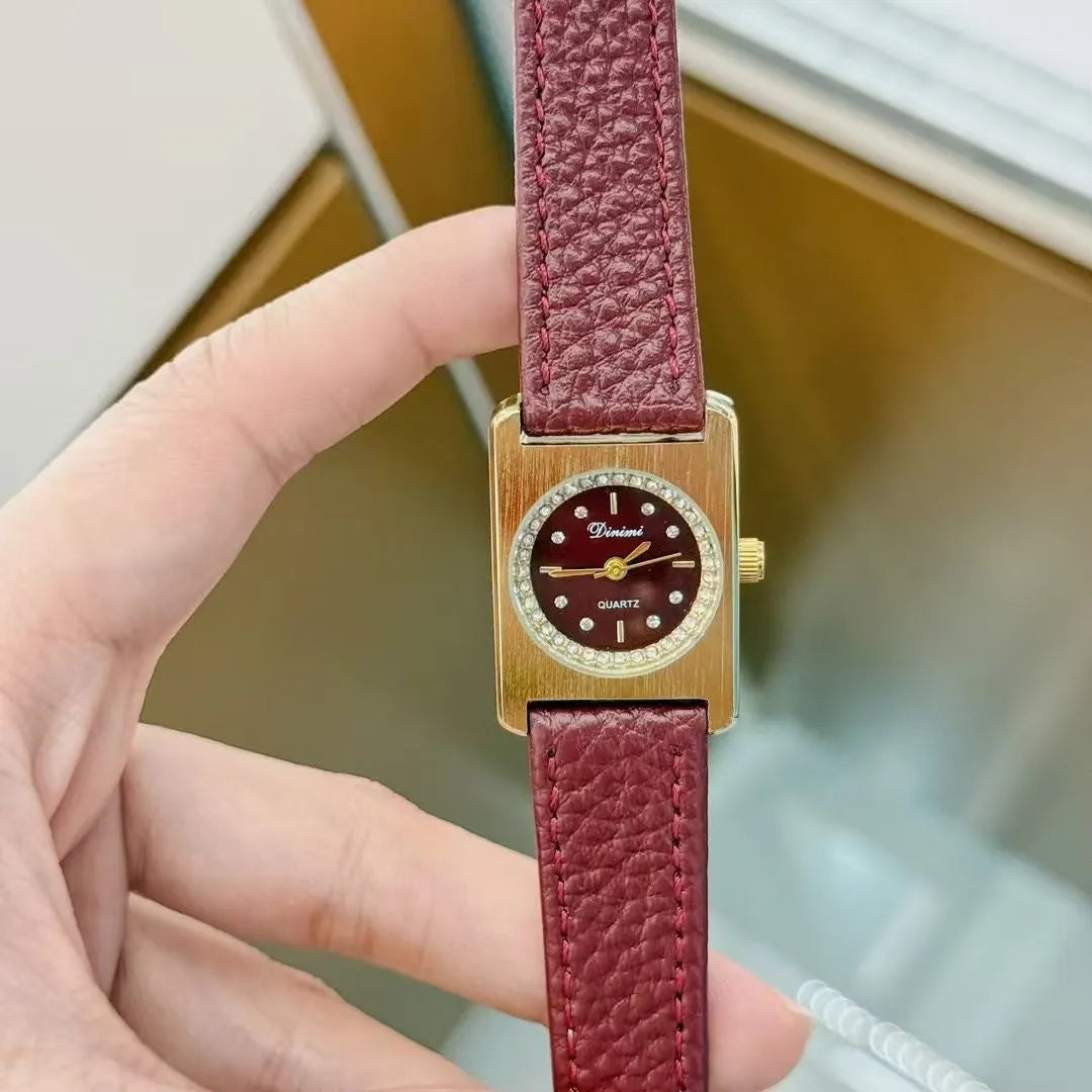 Alloy Chinese-style red women's watch with multiple design patterns and 8mm thickness