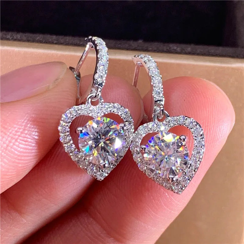 Heart-shaped six-claw inlaid zircon earrings for women, copper electroplated drop earrings with love motif