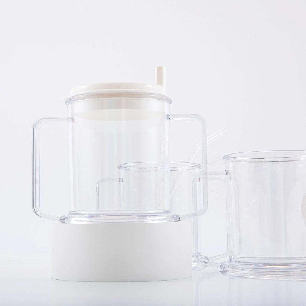 Transparent plastic spill-proof drinking cup with 301-400ml capacity.
